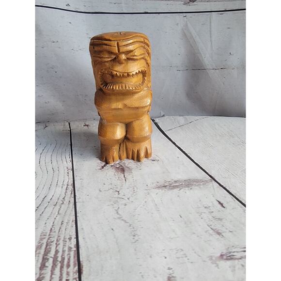Vintage Tiki Hand Carved 6” Wood Statue Hawaiian Monkey Pod - Picture 1 of 9